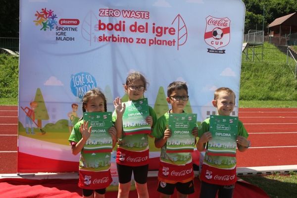 sportne-igre-mladih-tek60m-2026-zero-waste4-fotodjazbec6F376F29-50CF-315D-F948-2750F8D39239.jpg