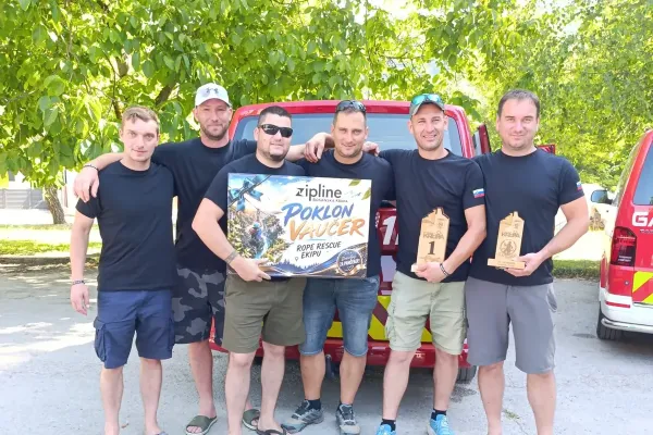 krski-gasilci-zlati-v-bosni-0966332568-F39E-B49E-13E7-F8614FAEBEC1.webp