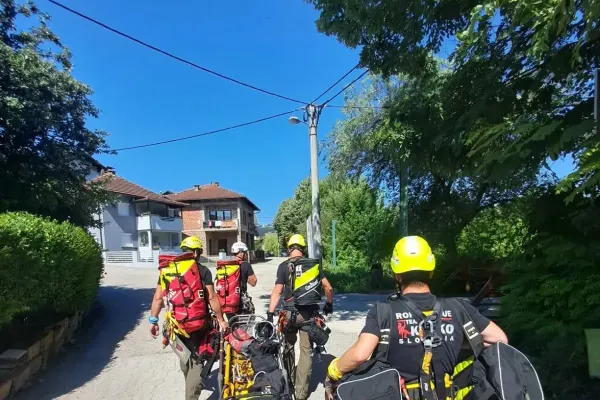 krski-gasilci-zlati-v-bosni-11FF8D46D6-C406-0A29-2A95-A6D9956175DF.webp