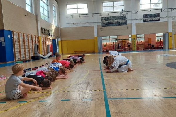 karate-klubbrezice-tabor-02B077CA8A-9340-C193-061E-CC7B9020BC02.jpg