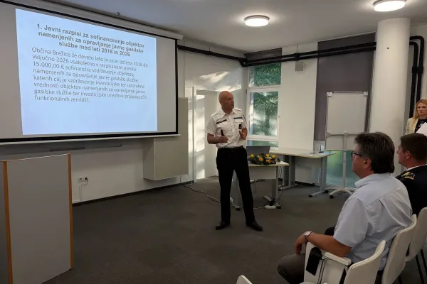 gasilci-brezice-obcina-01E93BC1B5-8F72-3926-BC42-3436DD77743D.webp