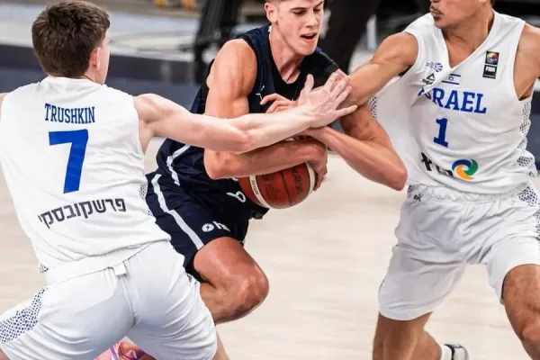 slovenija-v-polfinale-u18-16CCED0A18-766B-B2A0-3281-F4506765628E.webp