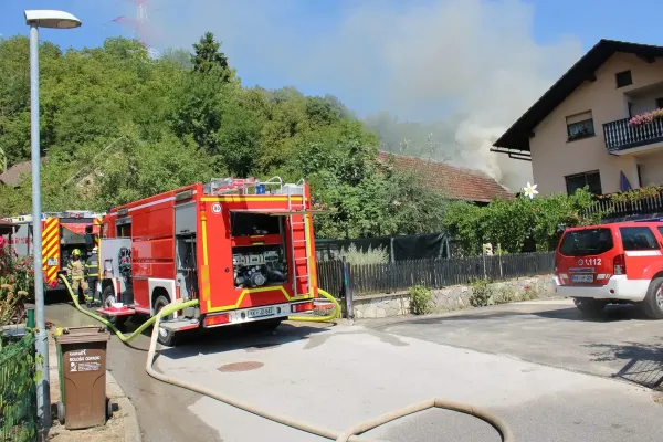 pozar-venise-in-kerinov-grm-4A1D283EB-A473-35E0-1EDF-6FD712E664E5.webp